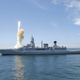 Una fragata clase Sachsen en pleno lanzamiento (esta vez con éxito) de un misil SM-2